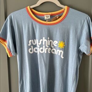 Camp Collection Sunshine Daydream Women’s Size Small Blue T-Shirt New!